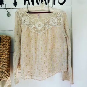Lace and Gold accented Women’s Top - Xhilaration - Size Large 🌞
